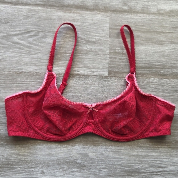 B. Tempt'd By Wacoal Lace Underwire Bra 36C - Picture 1 of 5